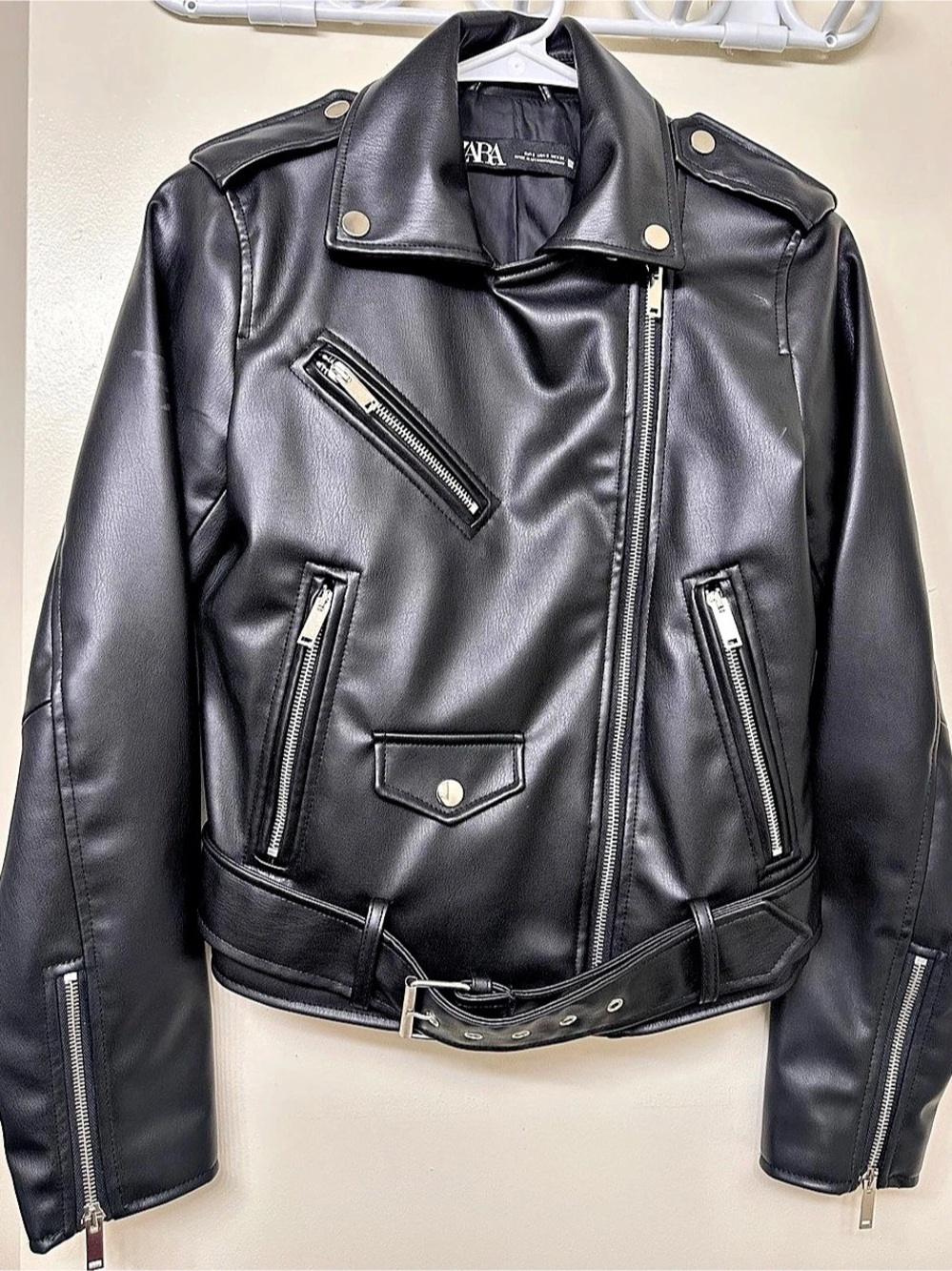 Zara Faux Leather Biker Jacket in Black Size Medium